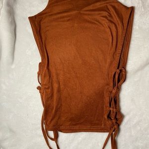 Windsor sleeveless lace up top NWOT